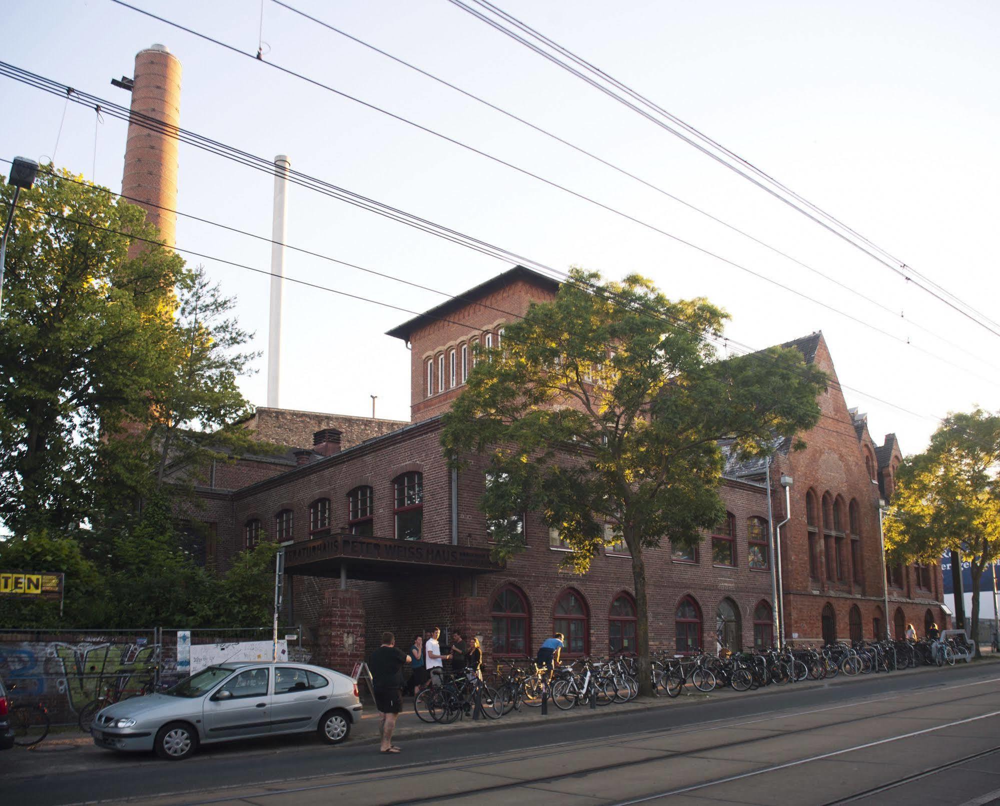 Subraum Hostel 罗斯托克 外观 照片
